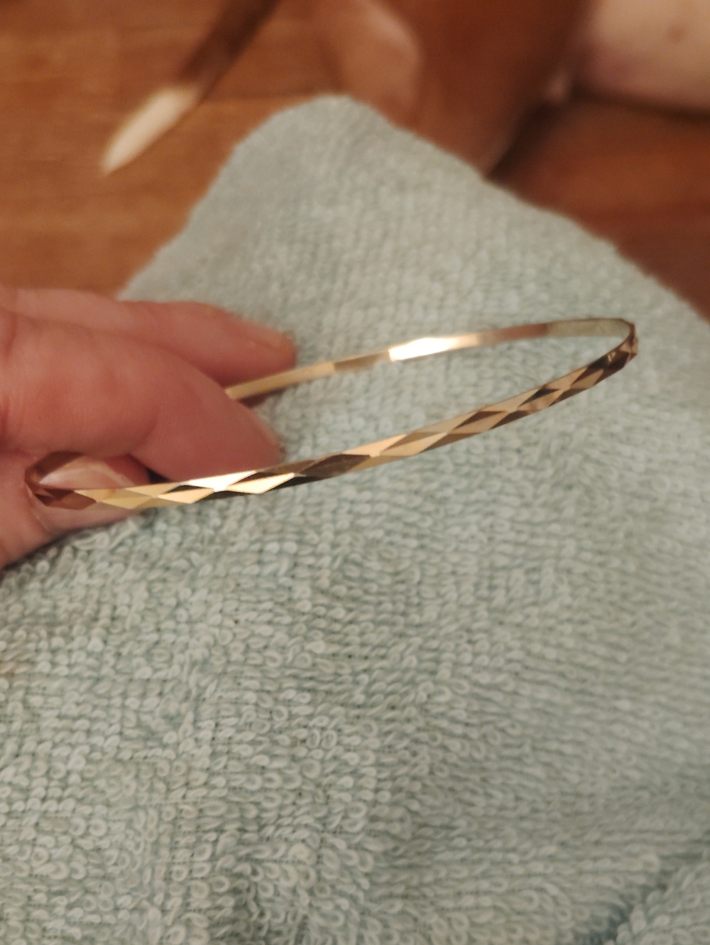 14k Gold Bangle Bracelet